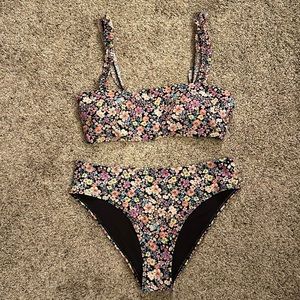 Floral Two-piece bathing suit